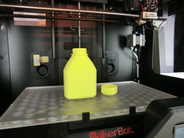 3D Yazdırılabilir Şişe Ve Vida Kapağı Plastik Aparat - 2
