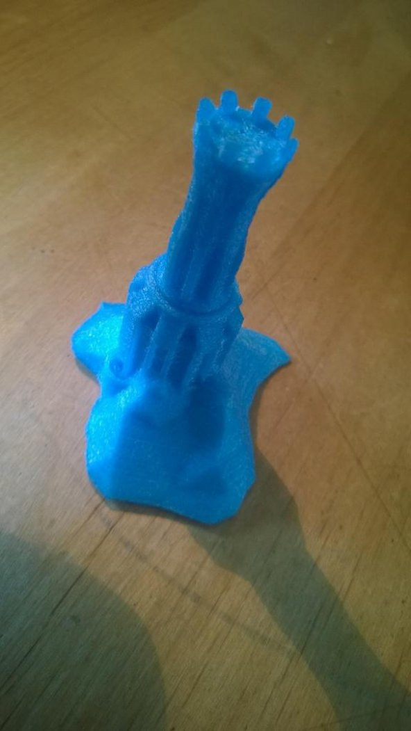 Turm Des Hasses Plastik Aparat - 2