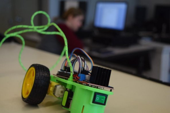 Izzy Isse Bot -Share Açık Kaynak Arduino Robot Dünya Çapında! - Eğlenceli Yolu Kodlamayı Öğrenin! Plastik Aparat - 3