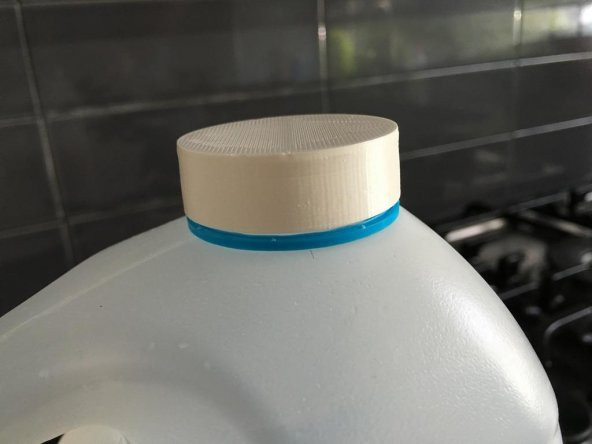 Süt Şişesi İçin Vida Kapağı 1.6L Plastik Aparat
