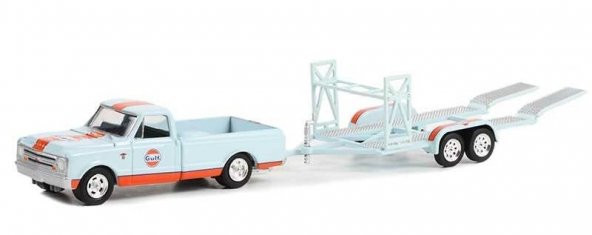 Greenlight 164 Hitch & Tow Series 27 Assortment Gulf Oil 1968 Chevrolet C-10 Shortbed Pickup and Tandem Car 32270-A