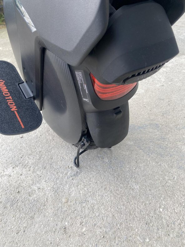 Inmotion V11 Elektrikli Tek Teker Bisiklet (Kutusuz) - 9