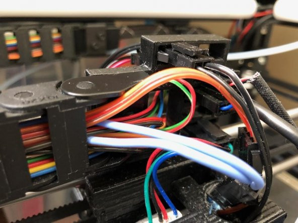 Hypercube Evolution İçin 3030 Ekstrüzyon Ekleme Kablo Zinciri Plastik Aparat - 1