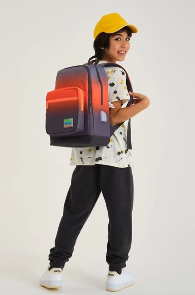 Coral High Siyah Turuncu Gradyan İlkokul ve Günlük Sırt Çantası - Erkek Çocuk - USB Soketli - Resim 3