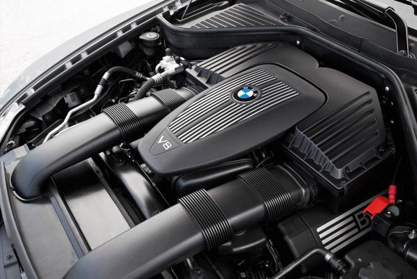 İNTERWAX 3lü SET SUSUZ MOTOR TEMİZLEYİCİ 500 ML + ÇOK AMAÇLI DÖŞEME TEMİZLEYİCİ 500 ML + CİLALI OTO ŞAMPUANI 1000 ML. - 2