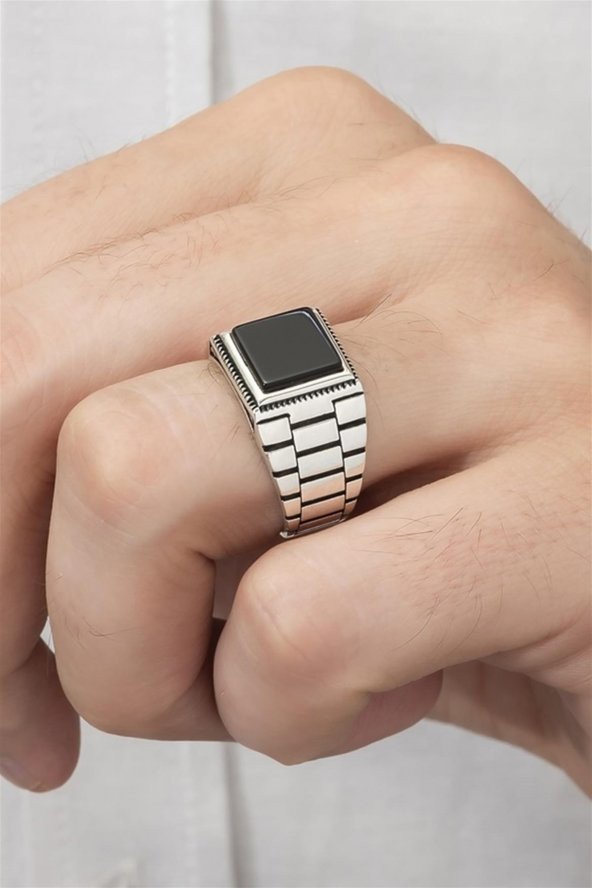 Siyah Oniks Taşlı Kare Kordon Model 925 Gümüş Erkek Yüzük ürün görseli