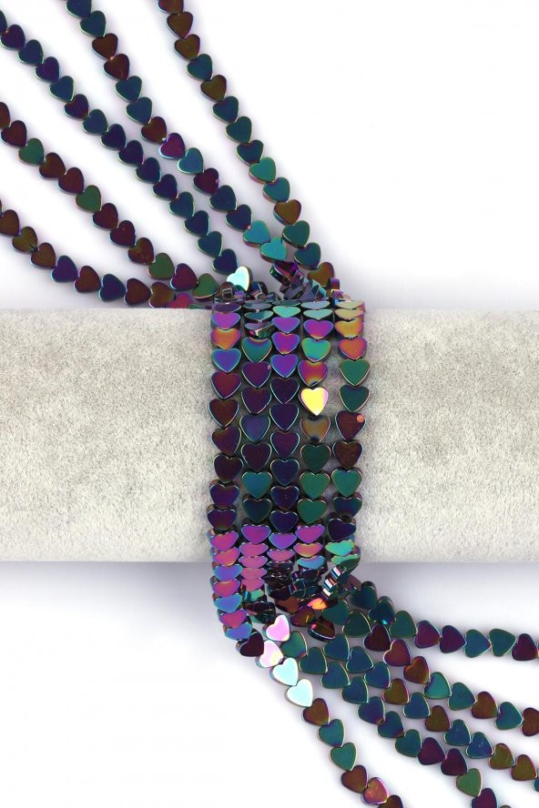 Renkli Hematit Doğal Taş Dizi 6 mm Kalp Model ürün görseli