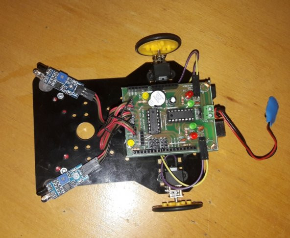 Arduino Engelden Kaçan Robot - DD Shield - 3