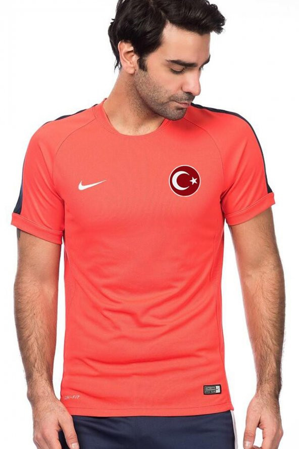 Nike Milli Takım Baskılı Tişört Turuncu 644665-662