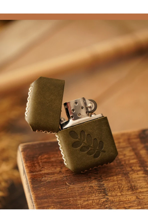 El Yapımı Hakiki Deri Kılıflı Zippo Çakmak