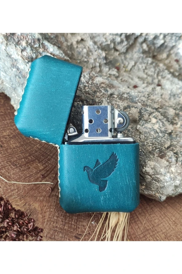 El Yapımı Hakiki Deri Kılıflı Zippo Çakmak