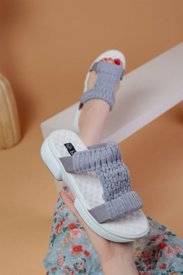 Knitting Gri Renkli El Örmesi Kadın Terlik