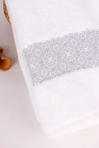 %100 Pamuk 70x140 Beyaz Barok Desen Banyo Havlusu - Resim 2