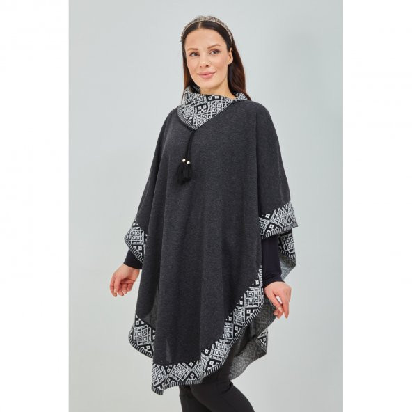 Kadın Siyah Beyaz Devrik Yakalı Desenli Geniş Kalıp Panço - 2