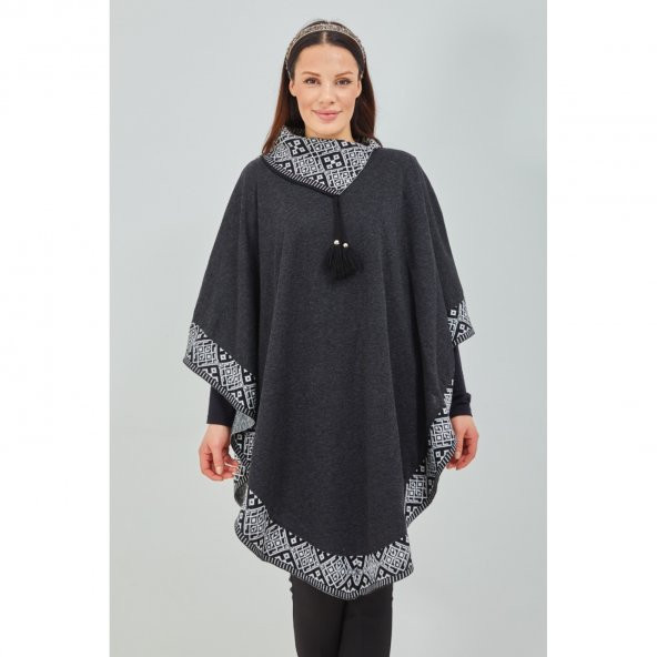 Kadın Siyah Beyaz Devrik Yakalı Desenli Geniş Kalıp Panço - 3