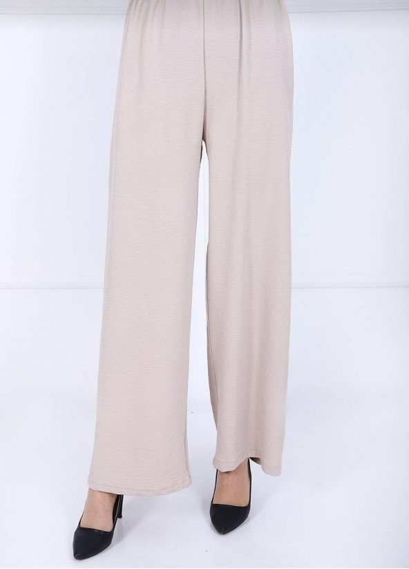 Fresh&Moda Kadın Bej Beli Lastikli Ayrobin Kumaş Bol Paça Büyük Beden Pantolon