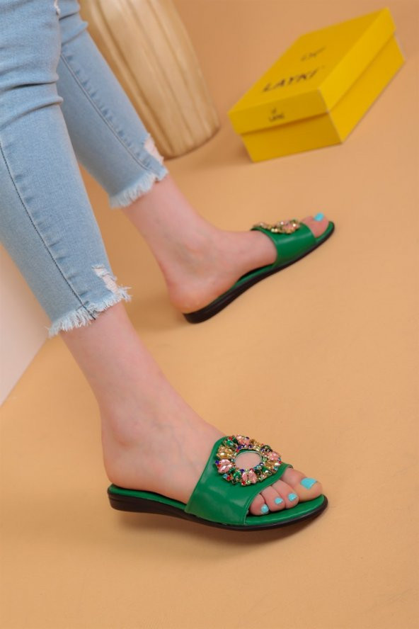 Lemis  Yeşil Renk Taşlı Terlik - 4