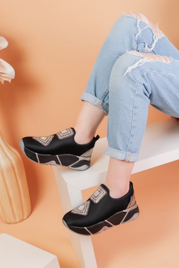 İmmobile Platin Renkli Önü Parlak Taşlı Paraşüt Kumaş Lux Kadın Spor Ayakkabı - 5