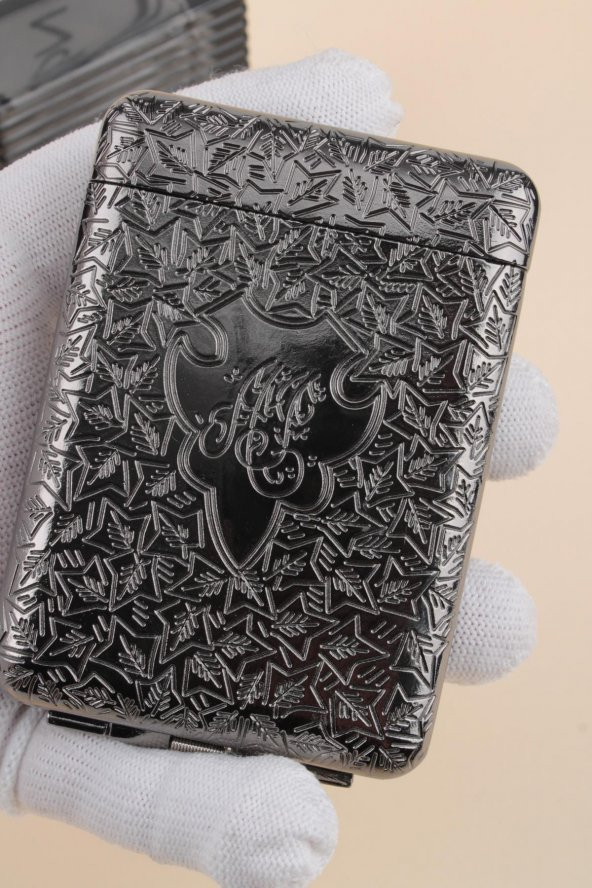 İşlemeli Retro Tasarım Metal Sigara Tabakası Siyah