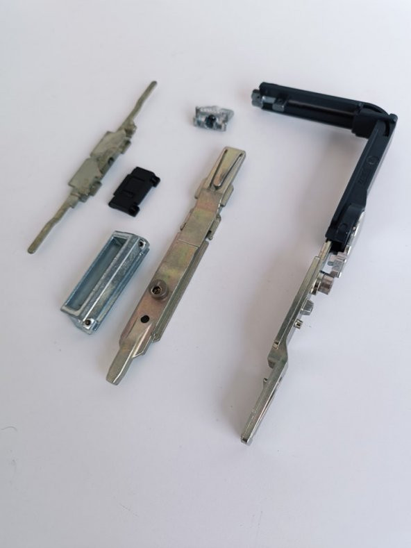 Reynaers Alüminyum Pencere Çift Açılım Ön Kilitleme Seti 060.5030 ürün görseli