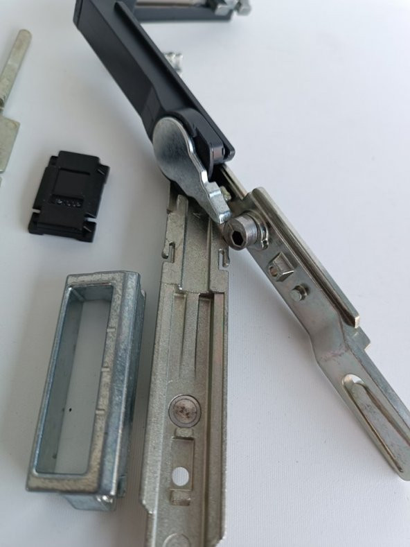 Reynaers Alüminyum Pencere Çift Açılım Ön Kilitleme Seti 060.5030 - Resim 7