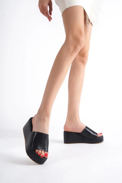 Queen Siyah Simli Dolgu Topuklu Terlik - 3