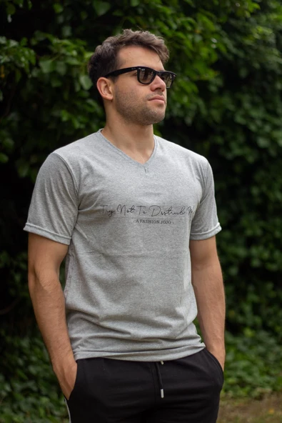 Erkek Gri El Yazısı İmza Baskı Kısa Kollu V Yaka Erkek T-Shirt 23ETSHVYAZ - 4
