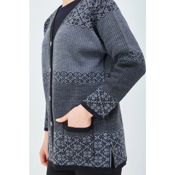 Kadın Siyah Gri Desenli Triko Düğmeli Cepli Kışlık Anne Hırkası - 6