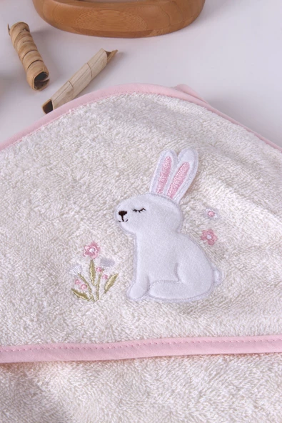Tavşan Nakışlı Banyo Havlusu/Kundağı & Önlük Seti - Resim 2
