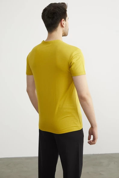 V Yaka Basic Kısa Kol Tişört - Hardal - 4