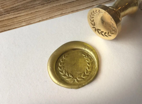 Davetiye Mum Mühürü Uygulama Seti Ahşap Rengi Renk 455 Çelenk - Resim 5