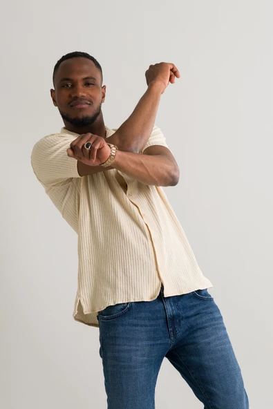 Slimfit Kısa Kol Yazlık Likralı Çizgili Erkek Triko Gömlek - Resim 3