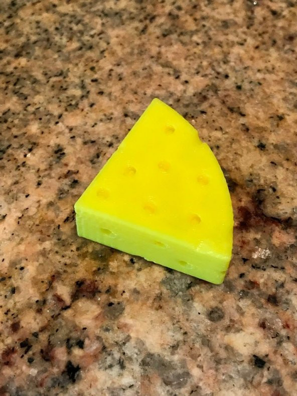 Cheesehead Dilim Peynir Organik Plastikten Dekoratif Süs Eşyası