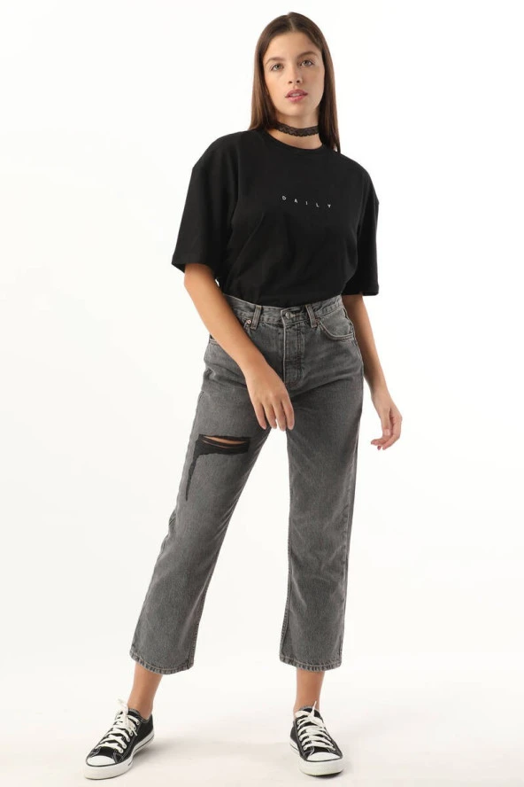 Kadın Yüksek Bel Yırtık Detaylı Straight Fit Jean Pantolon Antrasit
