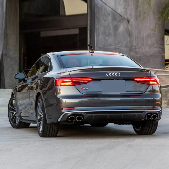 Audi S5 2017-2020 Arka Bagaj Kapağı S5 Yazısı 8T0853735 - 2