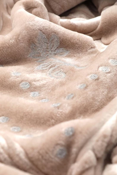 Pırıltı Embos Çift Kişilik Battaniye (Patik Hediyeli) - Vizon - Resim 2