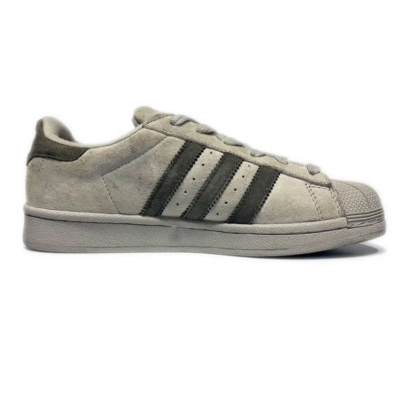 SuperStar Suede