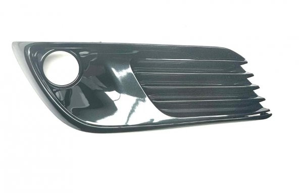 SİS LAMBA KAPAĞI AURİS 2015-2017 SOL (SİSLİ KOMPLE)