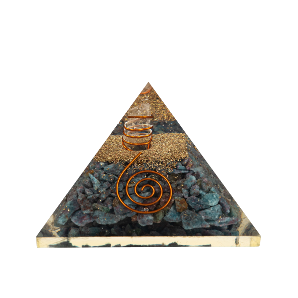 Apatit Doğal Taş Organit Piramit - 6cm