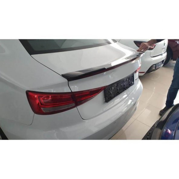 Oled Garaj Audi A3 İçin Uyumlu Sedan Animasyonlu Led Spoiler Piano Black 2013-2019