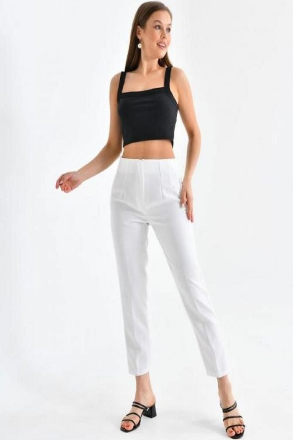 Yüksel Bel Pileli Dar Paça Beyaz Kadın Pantolon