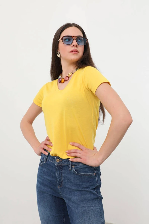 Kadın V Yaka Basic T-Shirt Sarı