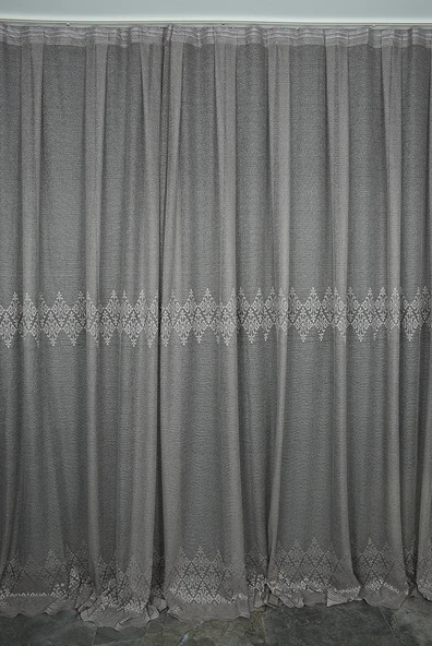 GÖBEKLİ MODEL KUM BEJİ RENK TEK KANAT Hazır dikilmiş Pileli Fon Perde 300*260 cm ürün görseli