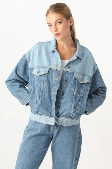 Kadın Renk Bloklu Oversize Jean Ceket Mavi - 4