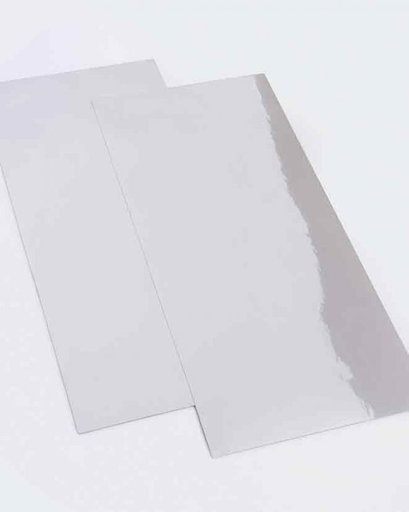 Çelik Yapışkanlı Kağıt 10×25 cm 1 Adet