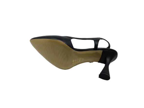 Zerhan 1451 Kadın Siyah Burnu Kapalı Arkası Açık Topuklu Ayakkabı - 5