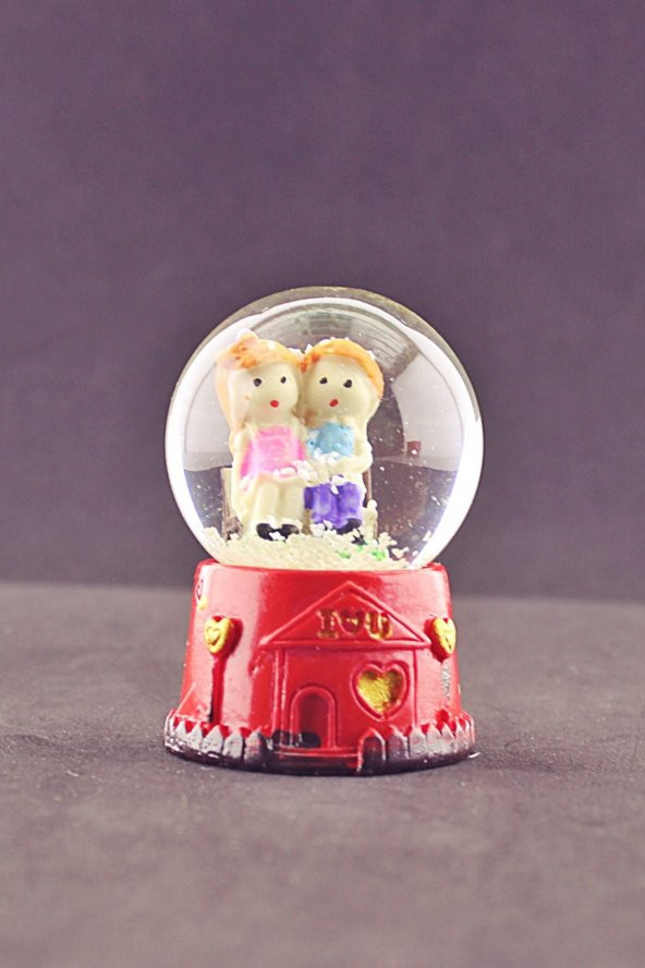 Sevimli Sevgililer Temalı Mini Boy Işıklı Kar Küresi 6,5 cm
