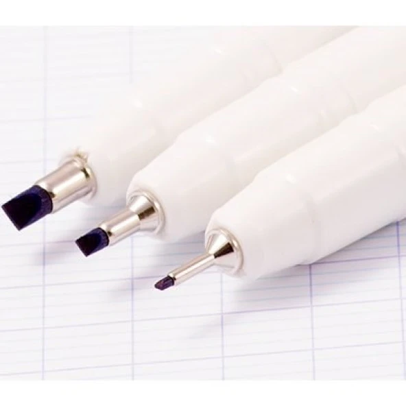 Zig Permanent Mürekkepli Kaligrafi Kalemi 2.0 mm Siyah ürün görseli