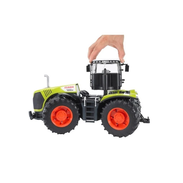 Bruder Claas Xerıon 5000 Oyuncak Traktör - 7