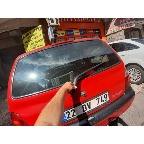 Renault Twingo Arka Cam Silecek Silgi Süpürgesi ve Kolu yan sanayidir su fiskiyesi yoktur